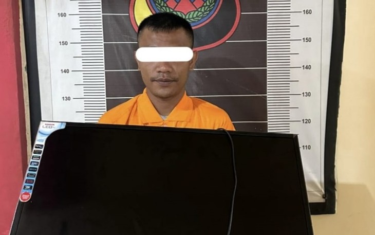 Tersangka dan barang bukti saat diamankan