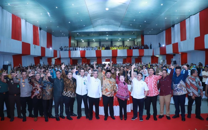 Menteri Ketenagakerjaan Yassierli saat memberikan kuliah umum di Kabupaten Lahat, Sumatera Selatan, Senin (9/2/2026)
