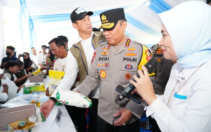 Wakapolri Komjen Pol. Prof. Dr. Dedi Prasetyo dalam kegiatan Gerakan Pangan Murah (GPM) bersama Polri di Jakarta Utara, Jumat (13/3/2026).