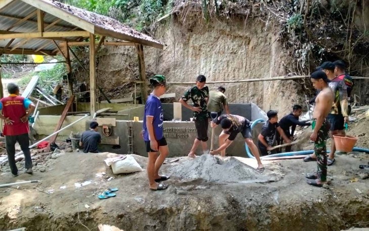 Pengerjaan sumur bor di lokasi TMMD Kodim Soppeng 