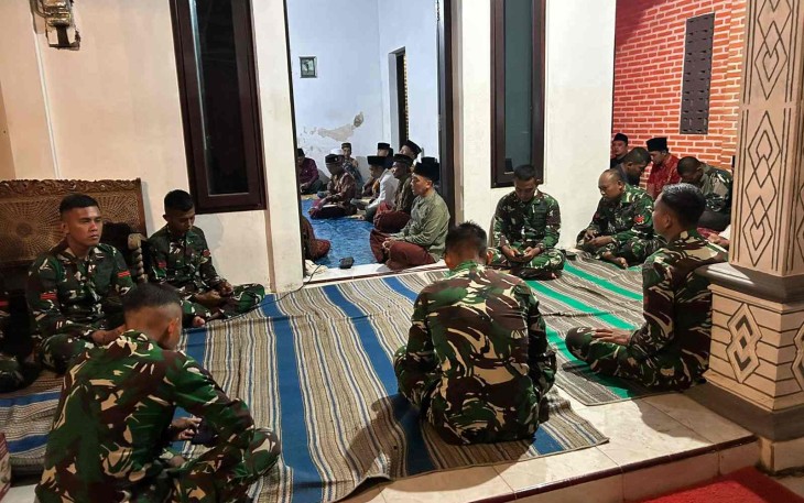 Yasinan bersama warga lokasi TMMD