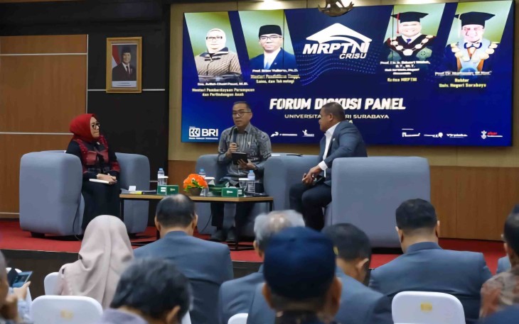Mendiktisaintek Brian Yuliarto