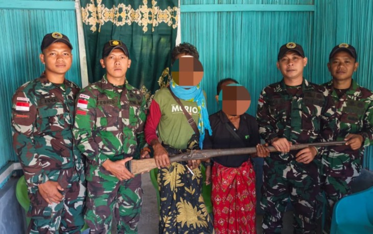 Warga sukarela serahkan senjata api