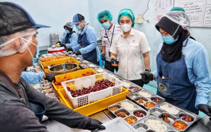 Wamendukbangga RI Tinjau SPPG di Tanjungpinang, Pastikan Program MBG Higienis dan Tepat Sasaran