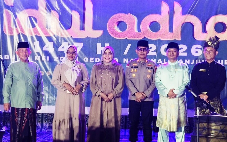 Camat Bintan Utara Sambut Pawai Takbir dan Buka Festival Bedug 