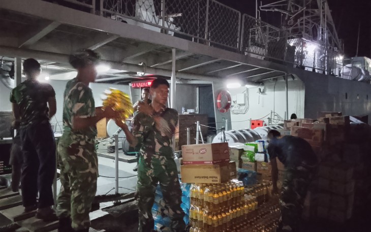TNI AL Kerahkan Bantuan Korban Terdampak Bencana Gempa Ddi Kepulauan Sangihe dan Talud Sulut 