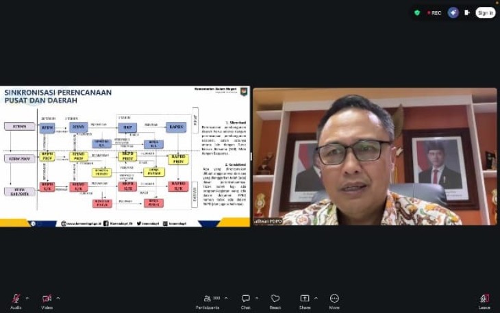 Direktur PEIPD Ditjen Bina Pembangunan Daerah Kemendagri, Iwan Kurniawan
