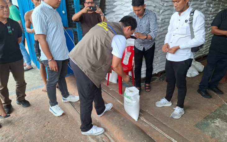 Pimwil Bulog Sumut Tinjau Hari Terakhir Pengangkutan Bantuan Pangan untuk Warga Kota Medan