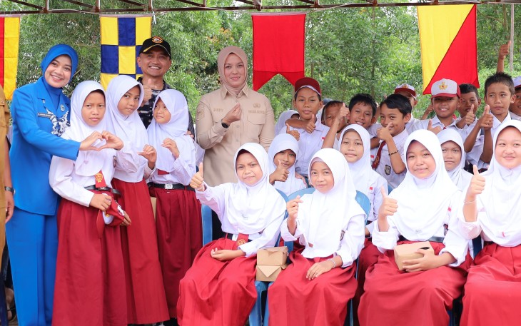 Wakil Bupati Bintan Deby Maryanti Harapkan Aplikasi Si-Pintar, Permudah Orang Tua Daftarkan Anak Masuk Sekolah