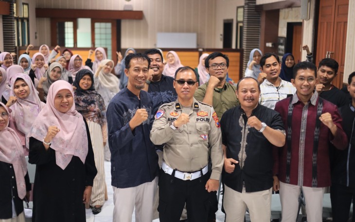 Polres Gresik Gandeng Guru Tanamkan Budaya Tertib Lalu Lintas Sejak Dini