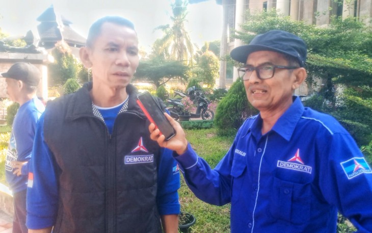 Anggota DPRD Provinsi Sumatera Barat dari Fraksi Partai Demokrat, Alimuda, SH