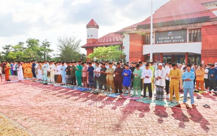 Pemkab Bintan Laksanakan Salat Istisqa dan Do'a Dampak Musim Kemarau 
