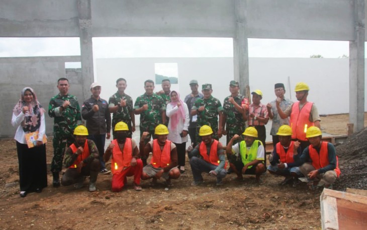 Dandim 0806/Trenggalek Dampingi Tim Wasev Kodam V/Brawijaya Tinjau Pembangunan Koperasi Desa Merah Putih