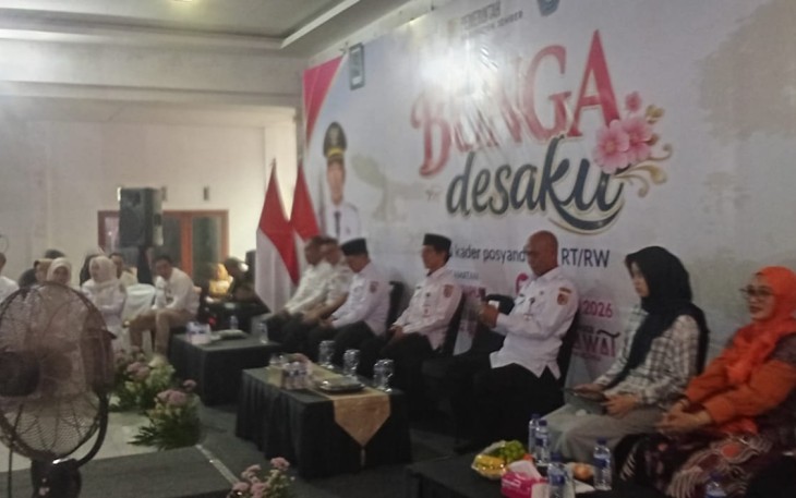 Bupati Jember Muhammad Fawai dalam acara Bunga Desaku di Desa Gugut, Kecamatan Rambipuji, Rabu (29/7).