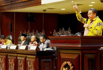 Gubernur Ridwan Mukti saat gelar pertemuan dengan tokoh-tokoh nasional asal Sumatera Bagian Selatan (Sumbagsel) di Gedung Nusantara 5 DPR/MPR RI di Jakarta, Senin (06/03/2017).
