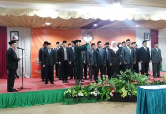 Badan Pengawas Pemilu (Bawaslu) Provinsi Bengkulu melantik dan mengambil sumpah puluhan  anggota panitia pengawas Pemilu (Panwaslu) kota/kabupaten se- Provinsi Bengkulu, di Hotel Raffles City, Kota Bengkulu, Jumat (25/08/2017)