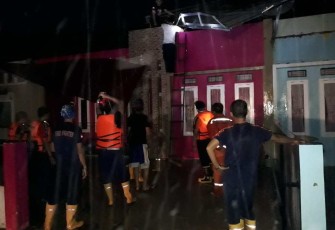 rumah warga yang terkena angin puting beliung yang berlokasi di RT. 06, RW, 01, Kelurahan Pagar Dewa, Kecamatan Selebar