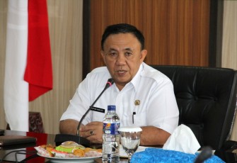 Sekretaris Daerah Provinsi Bengkulu Nopian Andusti memimpin rapat koordinasi Kesiapan Bencana di ruang rapat lantai III Kantor Gubernur