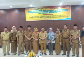 Foto bersama usai acara