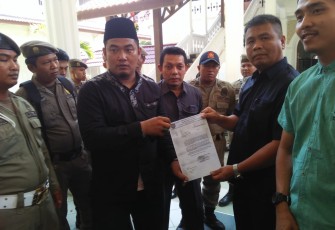 Puluhan Mahasiswa Desak Definitifkan Plt Bupati Asahan