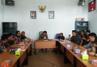 Audiensi Fosma Dan Komisi I DPRD Kaur 