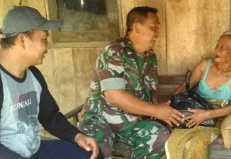 Dalam Keterbatasan Satgas TMMD Masih Perhatikan Warga Kurang Mampu