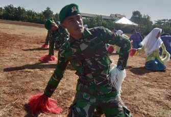 Akan Meriahkan Penutupan TMMD, Pelaku Tari Zipin Terus Berlatih