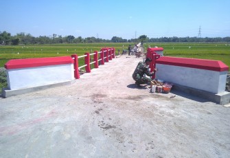 Dandim Klaten Berharap Warga Merawat Jembatan Yang Dibangun Melalui TMMD
