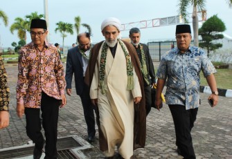 Majelis Ahli Republik Islam Iran Ayatullah Dr Mohsen Qummi Hadir Bumi Rafflesia 