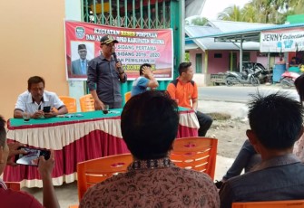 Sugeng Zonrio saat menampung aspirasi masyarakat