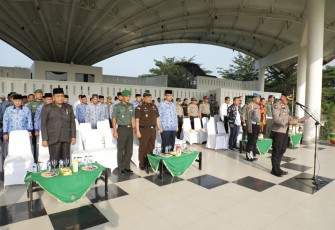 Wakapolres Asahan Kompol M. Ikhwan SH saat memimpin upacara