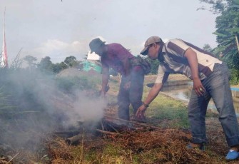 Pembangunan Jalan TMMD Reguler Pekalongan Hidupkan Jalan Sepi di Sisi Saluran Irigasi