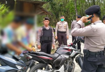 Ini yang Dilakukan Dandim Labuhanbatu Saat Jumpai Kumpulan Pelajar Sedang Corat-Coret