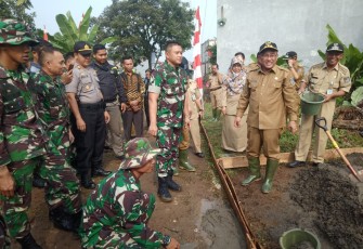 Pelaksanakan Kegiatan TMMD Ke 107 Kodim 0508 Depok