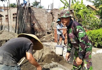 Kejar Target di Perehaban Rumah Puji Astuti