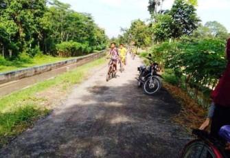Anak-Anak Desa Jugalah Yang Terfasilitasi Aspal TMMD Reguler Pekalongan