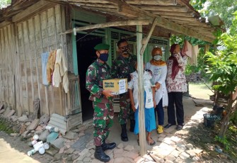 Salurkan sembako untuk masyarakat