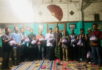 Politisi Demokrat Jatim Beri Bantuan Sembako Tiga Daerah
