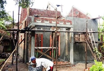 Direhab TNI Pekalongan Gabungan Rumah Puji Astuti Layaknya Bangunan Perumnas