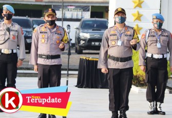 upacara tabur bunga di Taman Mak pahlawan dalam rangkaian Dirgahayu Bhayangkara ke-74