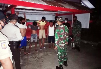 Patroli Gabungan Pulau Lembeh Bubarkan Sekelompok Anak Remaja di Pangkalan Ojek