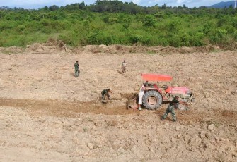 Spotmar Lanal Kendari Manfaatkan Lahan Kosong Dukung Program Ketahanan Pangan