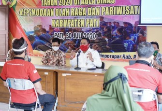 Wakil Bupati Pati Saiful Arifin (Safin) mengajak masyarakat khususnya para pemuda untuk tetap produktif di masa pandemi