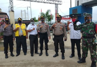 Kodim 1417/ Kendari dan Pemerintah Bagikan 1000 Masker Gratis