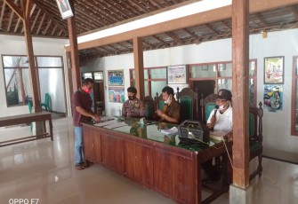 Desa Kalangan Tulungagung Salurkan Bantuan JPS Tahap ke-3 kepada 70 KK