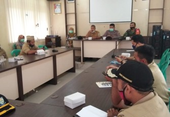 Rakor Tim Gugus Tugas Covid-19 Tingkat Kecamatan Karangjambu,  (24/11/2020).