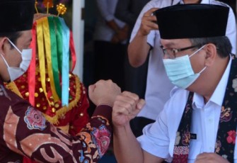 Plt Walikota Bengkulu Dedy Wahyudi Saat Menyambut kunker Plt Bupati Musi Rawas Provinsi Sumatera Selatan Ahmad Rizali