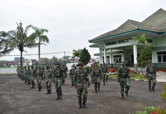 Korem 071/Wijayakusuma Gelar Latihan Perorangan Dasar (Latorsar) di lapangan apel Makorem 071/Wijayakusuma Sokaraja Banyumas