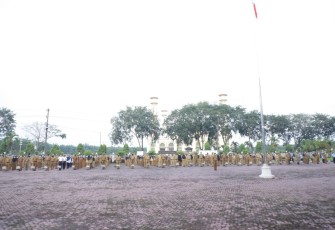 Bupati Surya Pimpin Apel Gabungan di Lingkungan Pemerintah Kabupaten Asahan