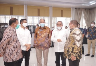 Sejumlah Pejabat Pemkot Tebing Tinggi Hadiri Rapat Koordinasi dan Supervisi KPK di Medan 